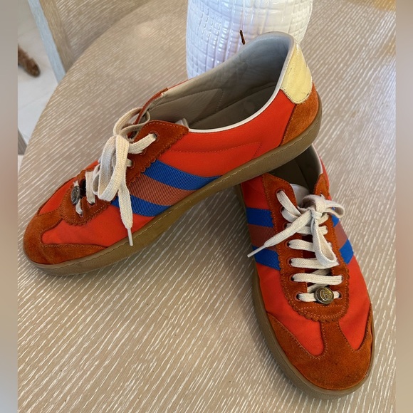 Stylish Orange and Blue Men's Sneakers - Picture 1 of 4